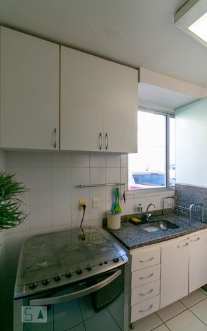 Apartamento à venda com 72m², 3 quartos e 1 vaga Apartamento à venda com 72m², 3 quartos e 1 vagaCozinha e Área de Serviço