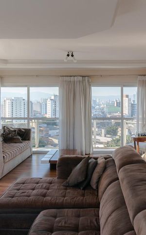 Apartamento à venda com 370m², 4 quartos e 4 vagas Apartamento à venda com 370m², 4 quartos e 4 vagasSala