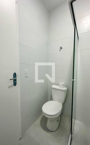 Casa para alugar com 100m², 2 quartos e 1 vagaBanheiro 