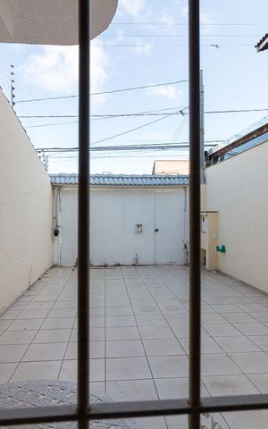 Casa à venda com 135m², 3 quartos e 4 vagasVista sala