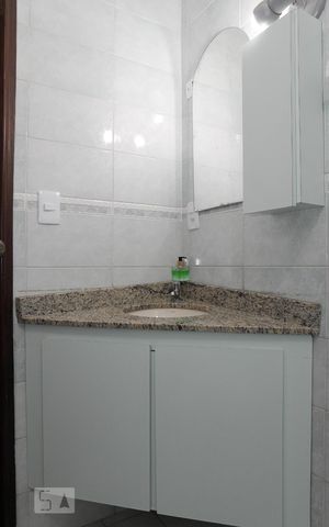 Apartamento à venda com 120m², 3 quartos e 3 vagasBanheiro do Corredor