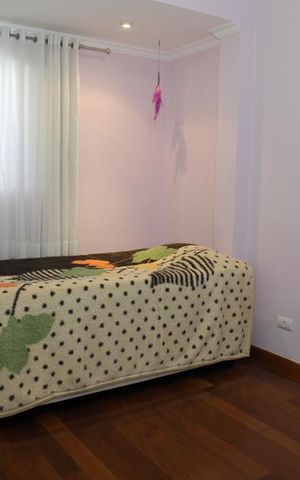 Apartamento à venda com 120m², 3 quartos e 3 vagasQuarto 2