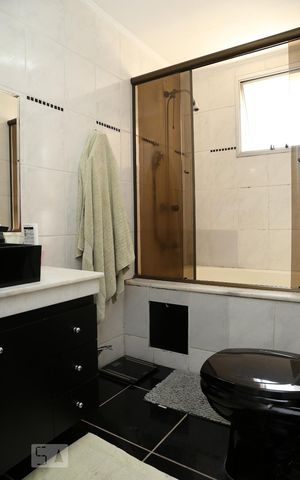 Apartamento à venda com 99m², 3 quartos e 2 vagasBanheiro da Suíte