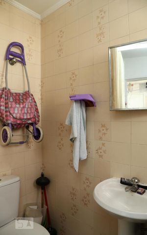 Apartamento à venda com 99m², 3 quartos e 2 vagasBanheiro de Serviço
