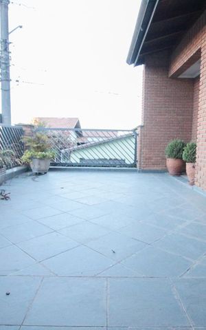 Casa à venda com 280m², 4 quartos e 2 vagasTerraço