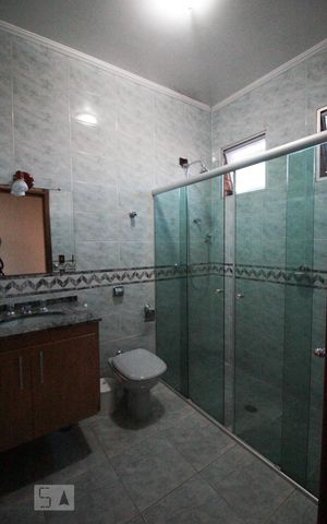 Casa à venda com 280m², 4 quartos e 2 vagasBanheiro