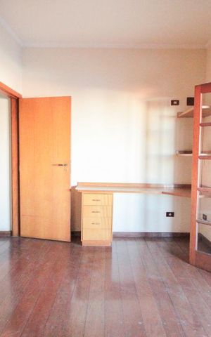 Casa à venda com 280m², 4 quartos e 2 vagasQuarto