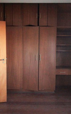 Casa à venda com 280m², 4 quartos e 2 vagasQuarto