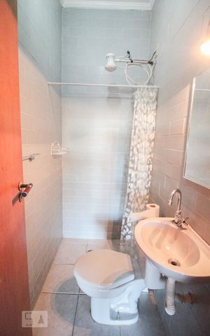 Casa à venda com 280m², 4 quartos e 2 vagasBanheiro de Serviço