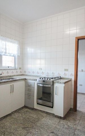 Casa à venda com 280m², 4 quartos e 2 vagasCozinha