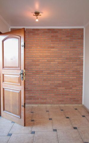 Casa à venda com 280m², 4 quartos e 2 vagasSala