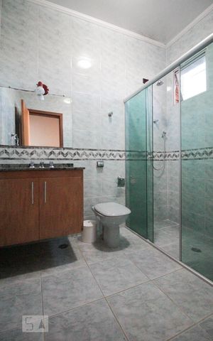 Casa à venda com 280m², 4 quartos e 2 vagasBanheiro