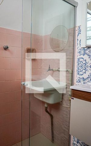 Apartamento à venda com 40m², 1 quarto e sem vaga Apartamento à venda com 40m², 1 quarto e sem vagaBanheiro