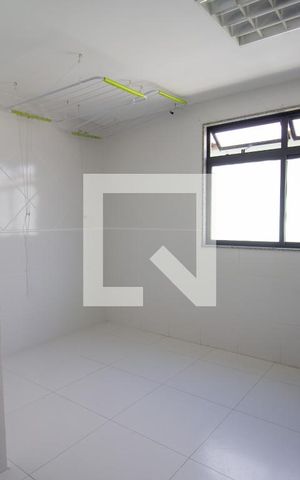 Apartamento à venda com 360m², 4 quartos e 2 vagas Apartamento à venda com 360m², 4 quartos e 2 vagasÁrea de Serviço