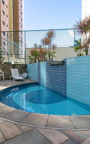 Apartamento à venda com 70m², 3 quartos e 2 vagasÁrea comum - Piscina