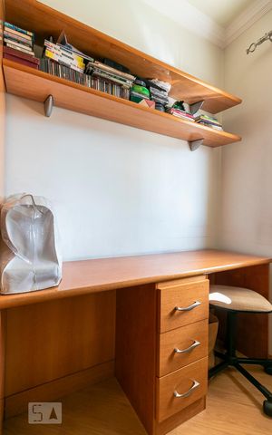 Apartamento à venda com 70m², 3 quartos e 2 vagasQuarto 3 - Armários