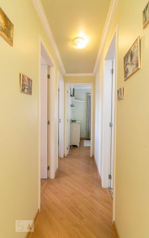 Apartamento à venda com 70m², 3 quartos e 2 vagasCorredor