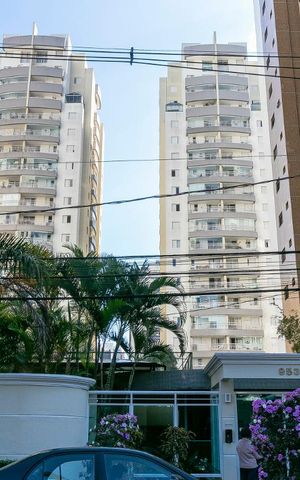 Apartamento à venda com 70m², 3 quartos e 2 vagasFachada