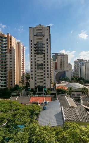Apartamento à venda com 70m², 3 quartos e 2 vagasVaranda - Vista