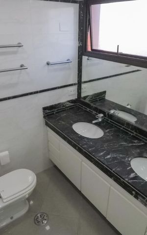 Apartamento à venda com 130m², 3 quartos e 2 vagasQuarto 3 - suite