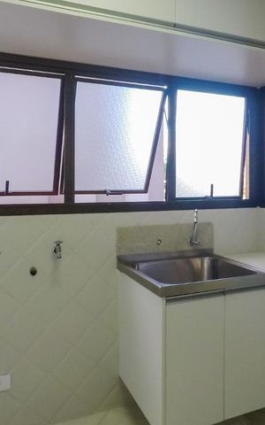 Apartamento à venda com 130m², 3 quartos e 2 vagasÁrea de Serviço