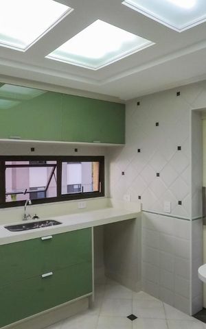 Apartamento à venda com 130m², 3 quartos e 2 vagasCozinha