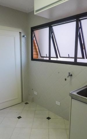 Apartamento à venda com 130m², 3 quartos e 2 vagasÁrea de Serviço