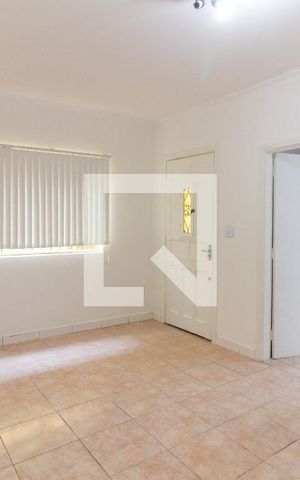 Casa à venda com 144m², 3 quartos e 2 vagasSala
