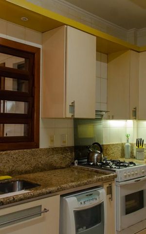 Apartamento à venda com 201m², 3 quartos e 2 vagas Apartamento à venda com 201m², 3 quartos e 2 vagasCozinha