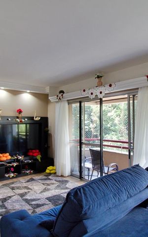 Apartamento à venda com 110m², 3 quartos e 2 vagas Apartamento à venda com 110m², 3 quartos e 2 vagasSala