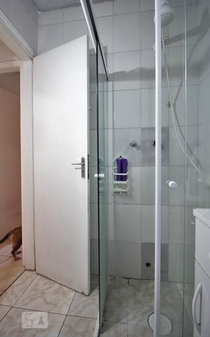 Casa de condomínio à venda com 78m², 3 quartos e 2 vagasBanheiro