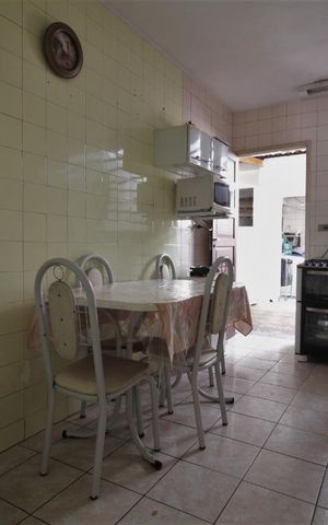Casa de condomínio à venda com 78m², 3 quartos e 2 vagasCozinha