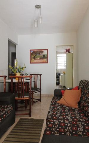 Casa de condomínio à venda com 78m², 3 quartos e 2 vagasSala