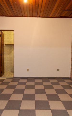 Casa para alugar com 45m², 1 quarto e sem vaga Casa para alugar com 45m², 1 quarto e sem vagaSala