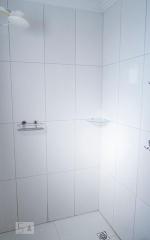 Casa à venda com 180m², 3 quartos e 3 vagasBanheiro da Suíte
