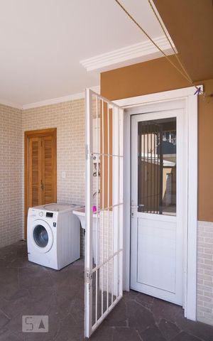 Casa à venda com 180m², 3 quartos e 3 vagasÁrea de Serviço