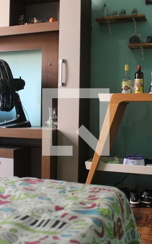 Apartamento à venda com 79m², 2 quartos e sem vagaSala