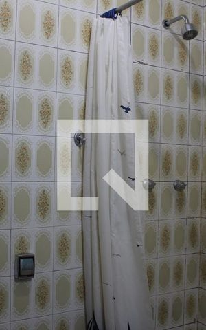 Apartamento à venda com 79m², 2 quartos e sem vagaBanheiro