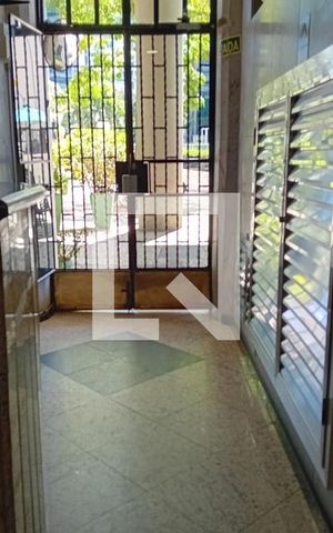 Apartamento à venda com 79m², 2 quartos e sem vagaHall de entrada