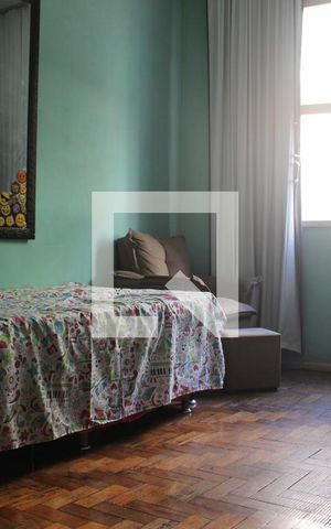 Apartamento à venda com 79m², 2 quartos e sem vagaSala