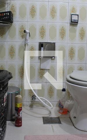Apartamento à venda com 79m², 2 quartos e sem vagaBanheiro