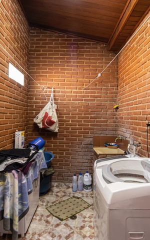 Casa para alugar com 211m², 3 quartos e 5 vagas Casa para alugar com 211m², 3 quartos e 5 vagasÁrea de Serviço