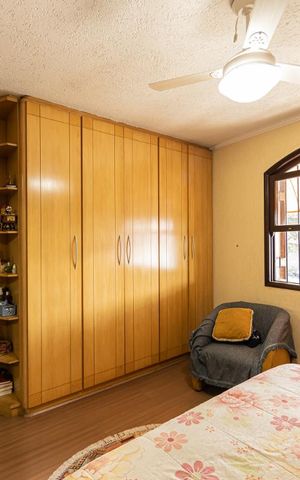 Casa para alugar com 211m², 3 quartos e 5 vagas Casa para alugar com 211m², 3 quartos e 5 vagasSuite