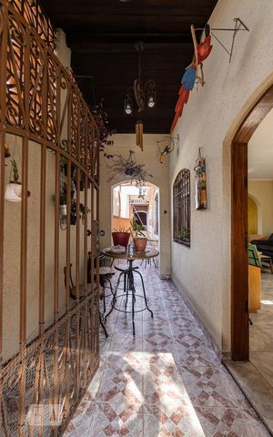 Casa para alugar com 211m², 3 quartos e 5 vagas Casa para alugar com 211m², 3 quartos e 5 vagasHall