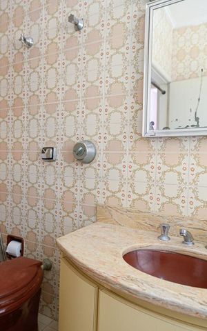 Casa à venda com 180m², 3 quartos e 2 vagasBanheiro