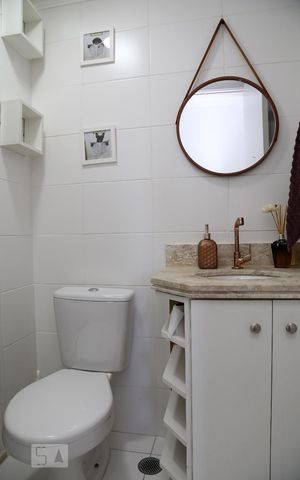 Apartamento à venda com 56m², 2 quartos e 1 vagaBanheiro Social