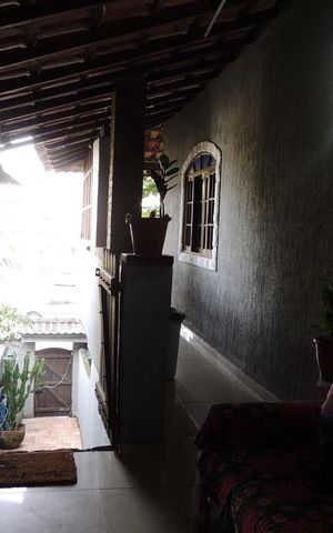Casa à venda com 240m², 3 quartos e sem vagaEntrada