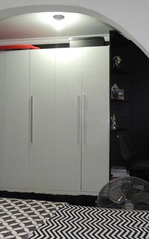 Casa à venda com 240m², 3 quartos e sem vagaQuarto 2