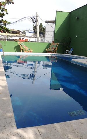 Casa à venda com 240m², 3 quartos e sem vagaPiscina
