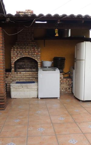 Casa à venda com 240m², 3 quartos e sem vagaChurrasqueira